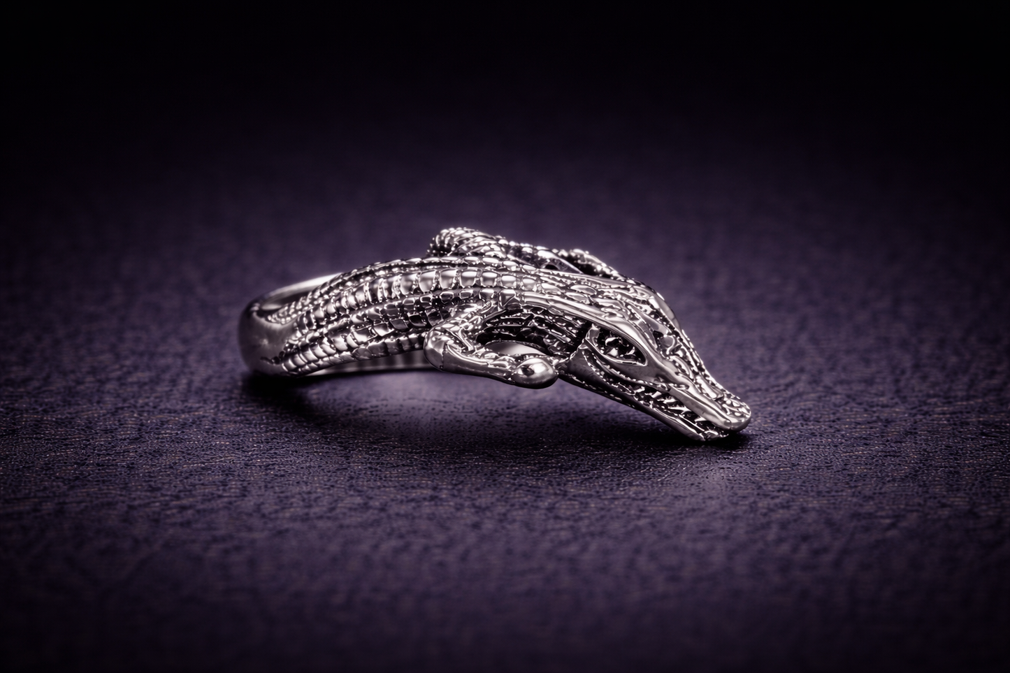 Nocturne Serpent Ring